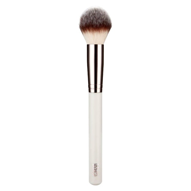 MUA Finishing Brush With Holo Box, Πινέλο Ιδανικό για Εφαρμόγη Πούδρας ή Ηighlighter